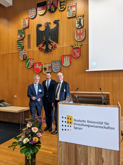 Prof. Dr. Tobias Keber, Prof. Dr. Mario Martini und Prof. Dr. Dieter Kugelmann, die Veranstalter des 13. Speyerer Forums zur digitalen Lebenswelt.