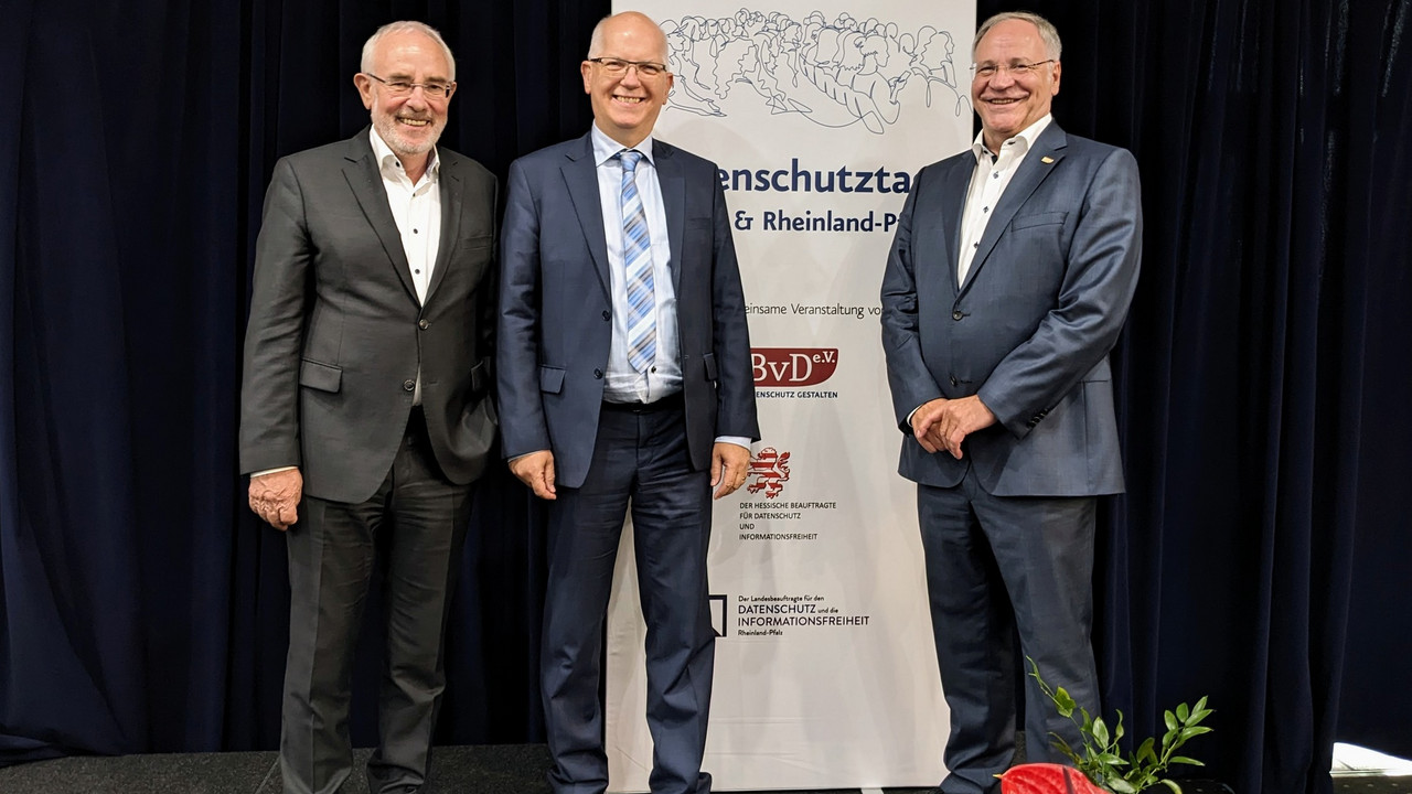 v.l.n.r.: Prof. Dr. Alexander Roßnagel, Prof. Dr. Dieter Kugelmann, Jürgen Hartz